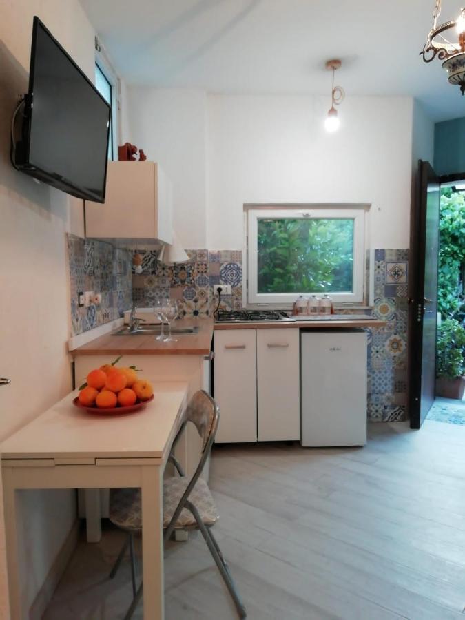 דירות Lacco Ameno  Ross House מראה חיצוני תמונה